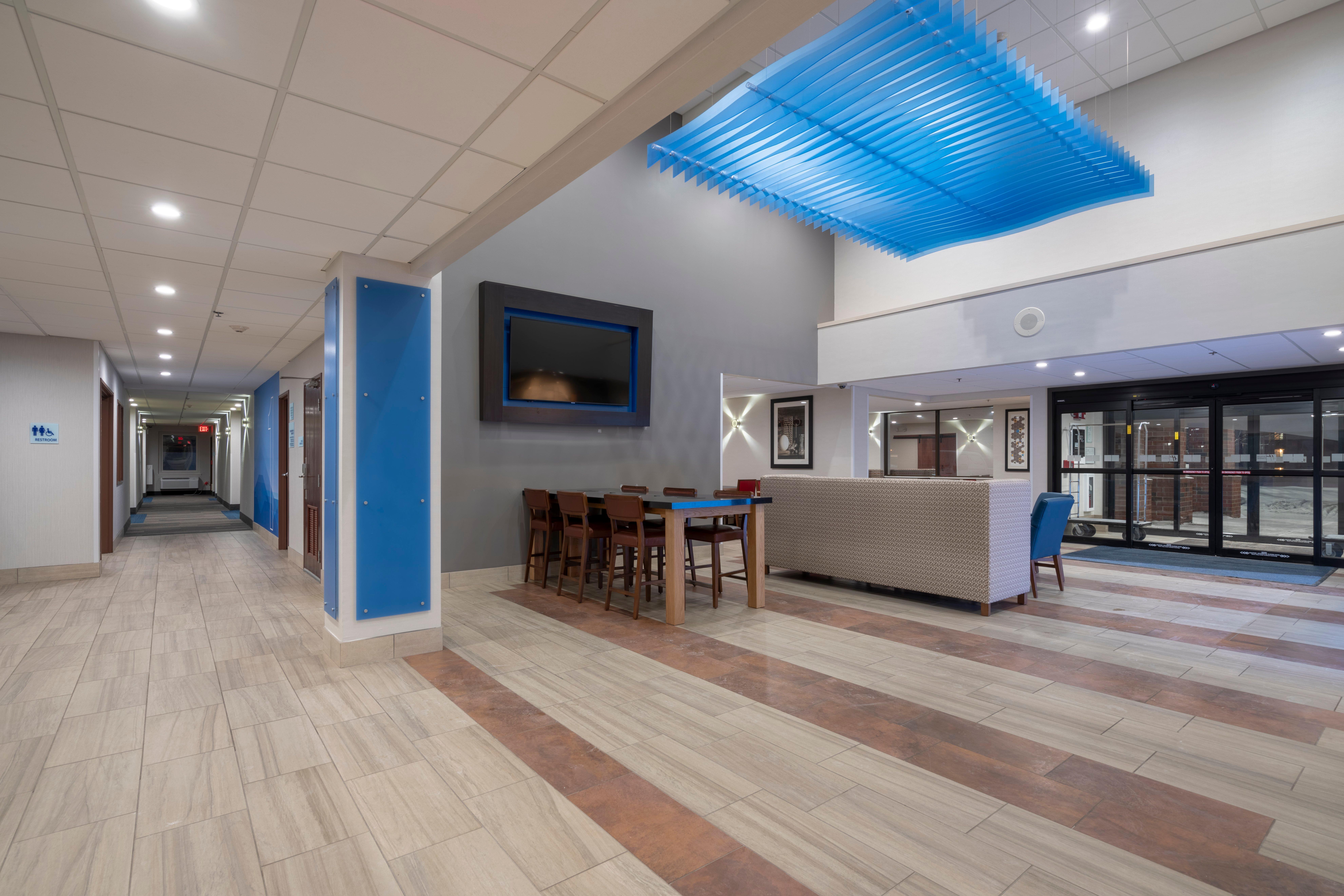 Holiday Inn Express Hotel & Suites Coon Rapids - Blaine Area By Ihg Ngoại thất bức ảnh