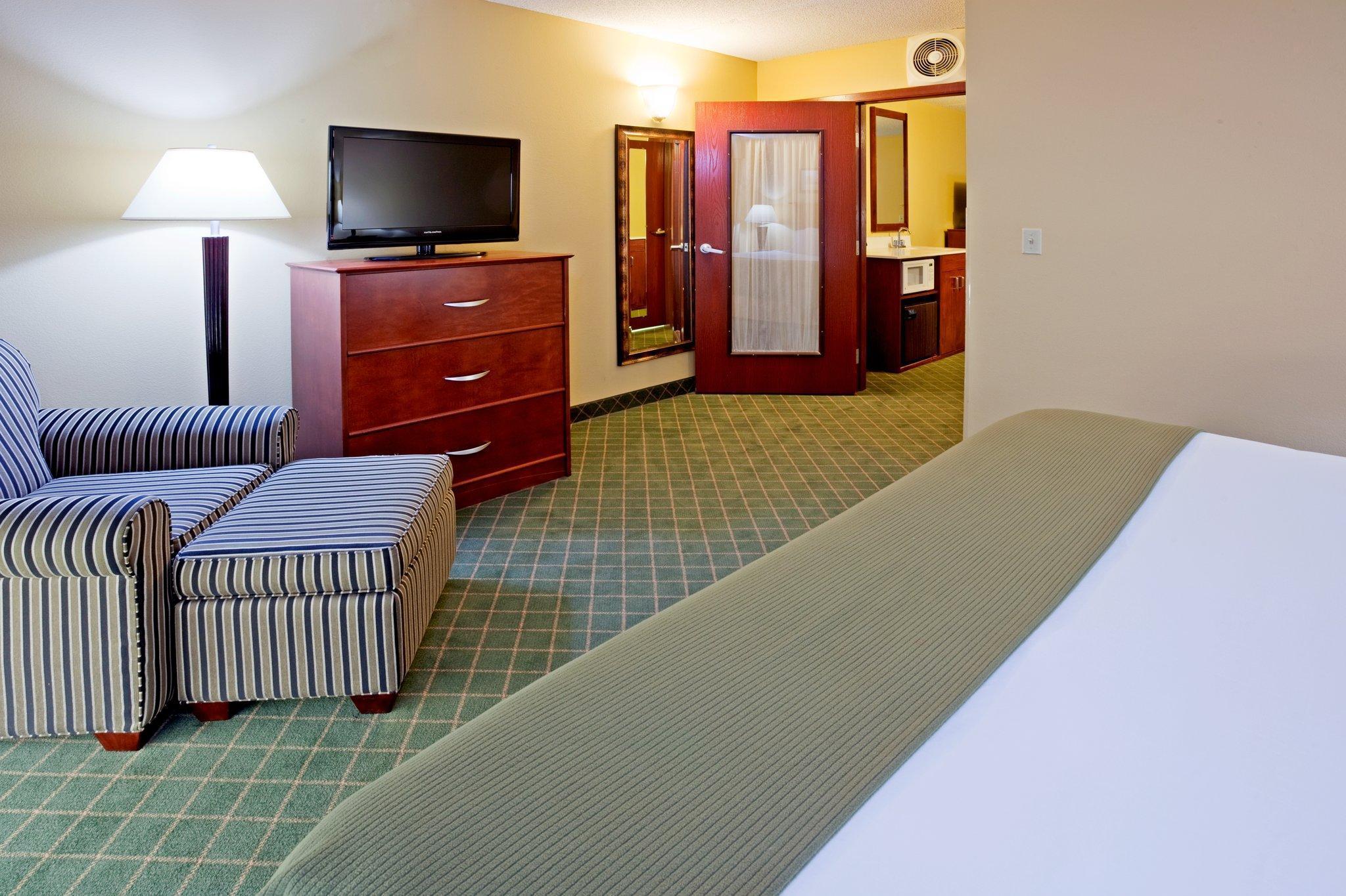 Holiday Inn Express Hotel & Suites Coon Rapids - Blaine Area By Ihg Ngoại thất bức ảnh