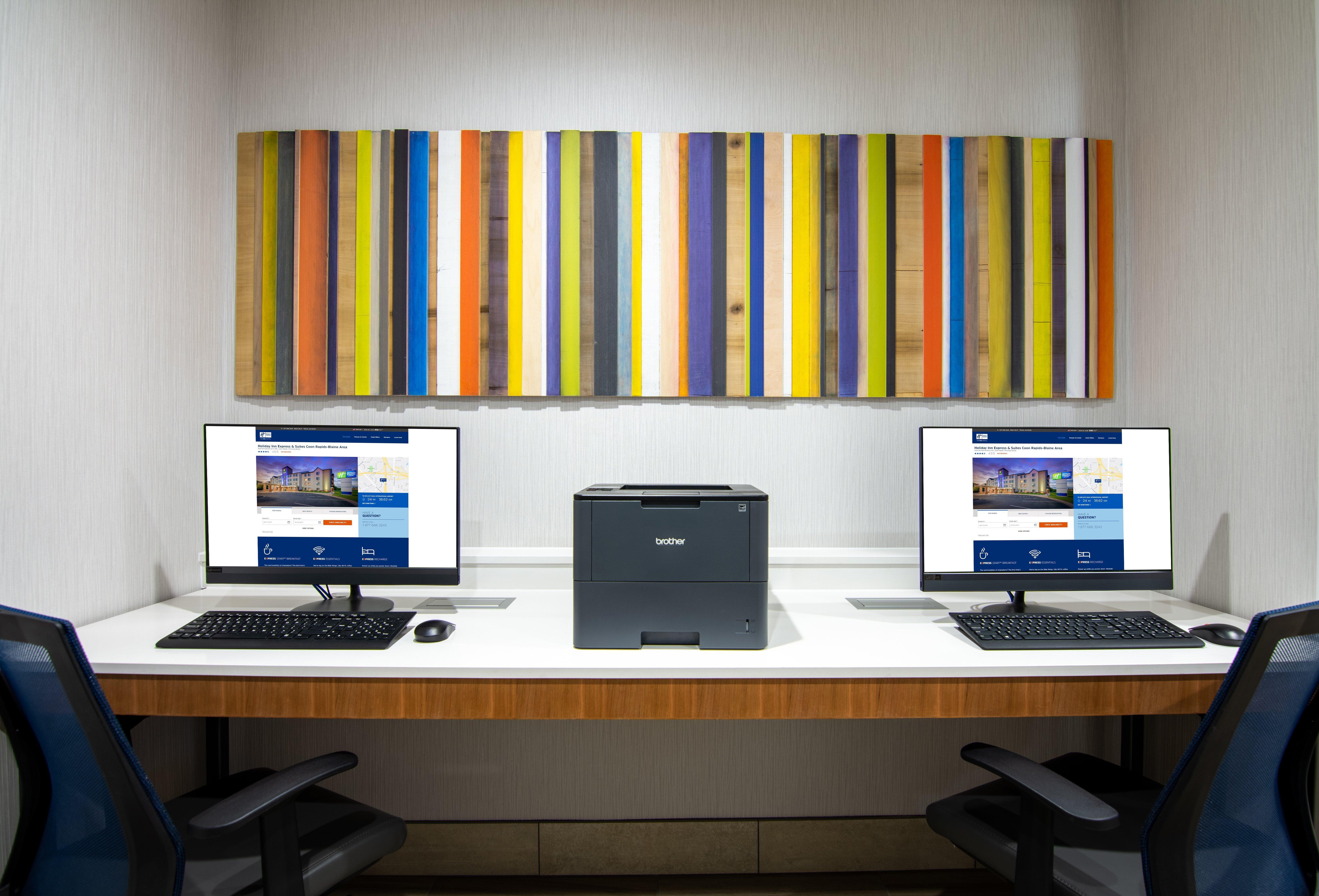 Holiday Inn Express Hotel & Suites Coon Rapids - Blaine Area By Ihg Ngoại thất bức ảnh