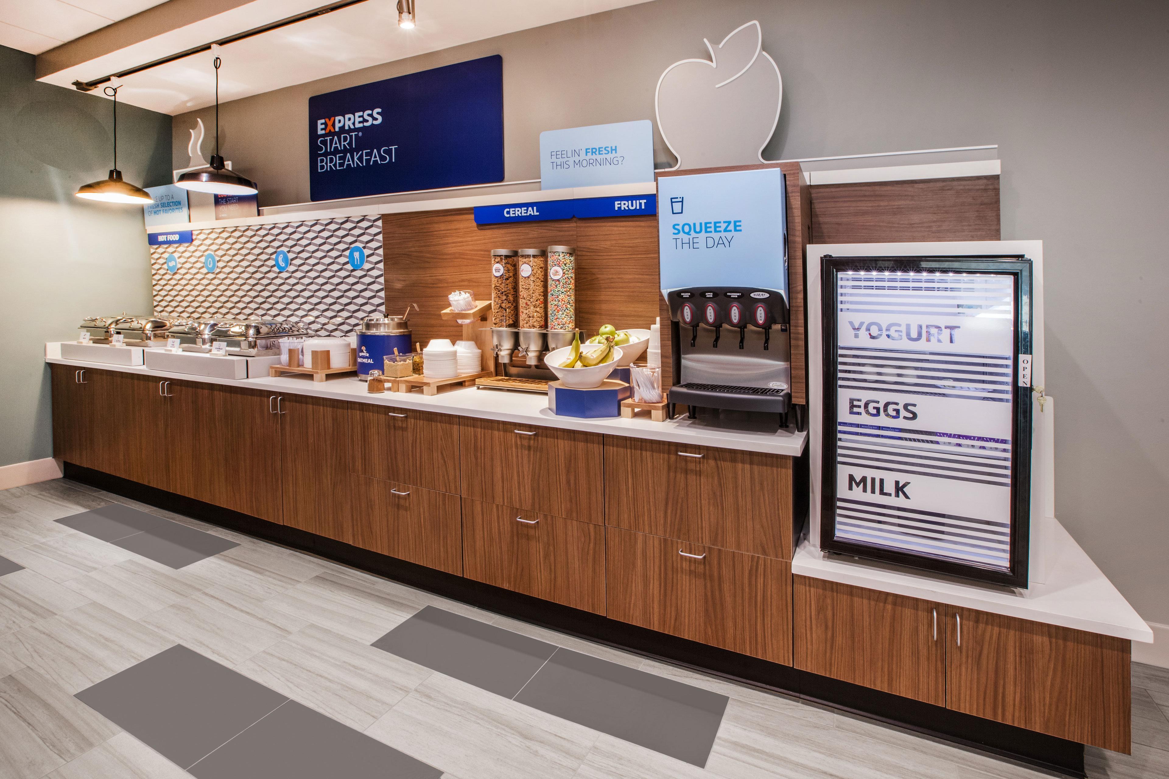 Holiday Inn Express Hotel & Suites Coon Rapids - Blaine Area By Ihg Ngoại thất bức ảnh