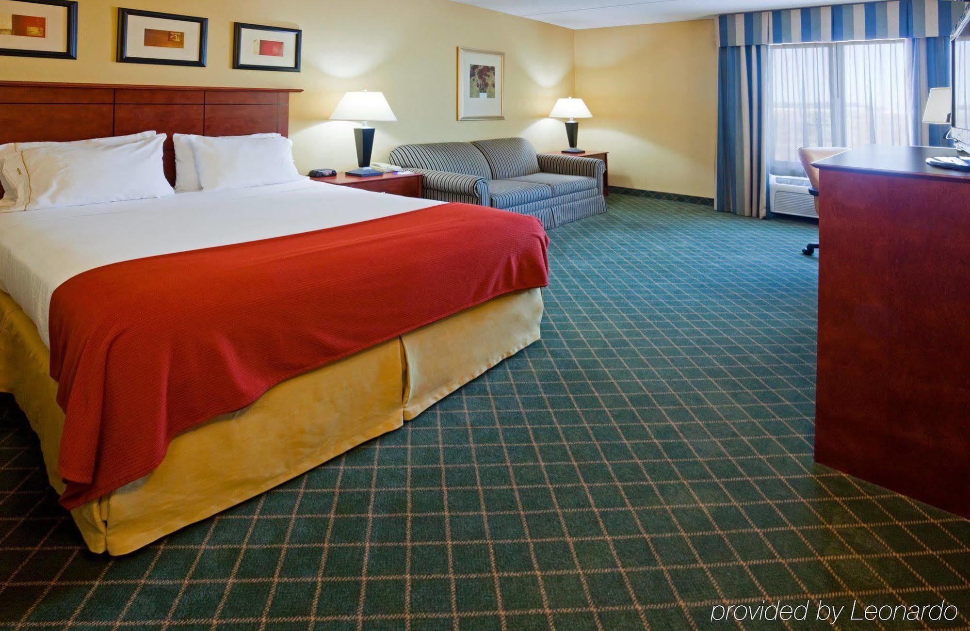 Holiday Inn Express Hotel & Suites Coon Rapids - Blaine Area By Ihg Ngoại thất bức ảnh